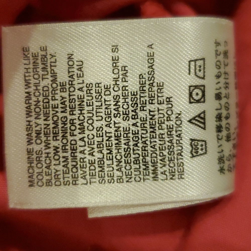 Womens The North Face bright pink nylon top size M - Picture 6 of 6